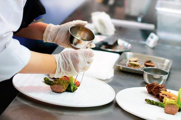 Секреты соусов: как избежать их сворачивания и вернуть жизнь потрясённым рецептам