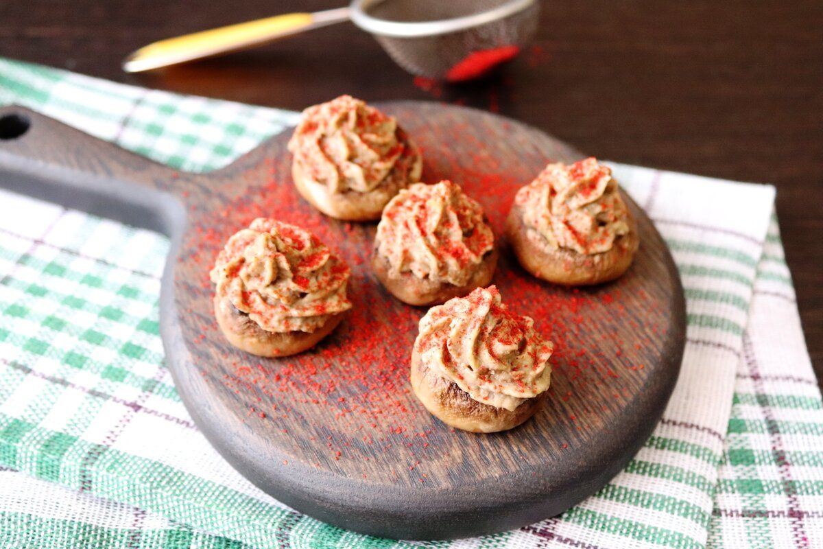 Вдохновение для вегетарианцев: фаршированные шампиньоны с чечевицей