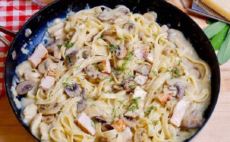 История пасты Альфредо: как создать ресторанный шедевр дома