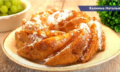 Заливной пирог с яблоками: простой и вкусный десерт для всей семьи