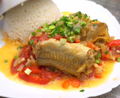 Минтай с овощами: простое решение для вкусного ужина