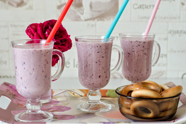 Смузи с овсянкой и ягодами: идеальный завтрак в жару