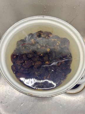 Как приготовить сладкое варенье из чернослива: пошаговый рецепт