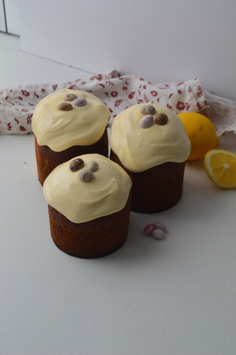 Кулинарная магия: Легкий кулич без замеса и дрожжей, который удивит каждого