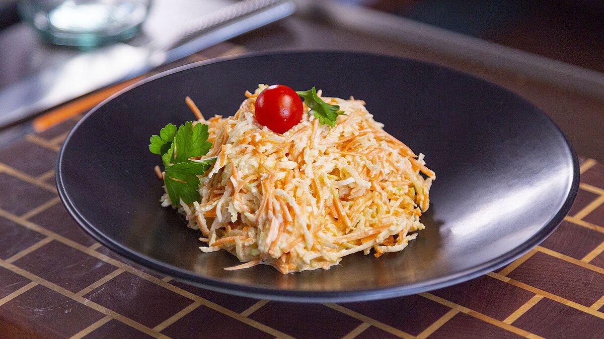 Салат из зеленой редьки: невероятное сочетание вкусов и пользы