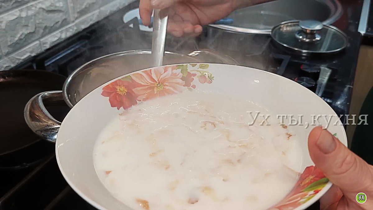 Молочный суп с блинами: простой и вкусный рецепт, который удивит всех