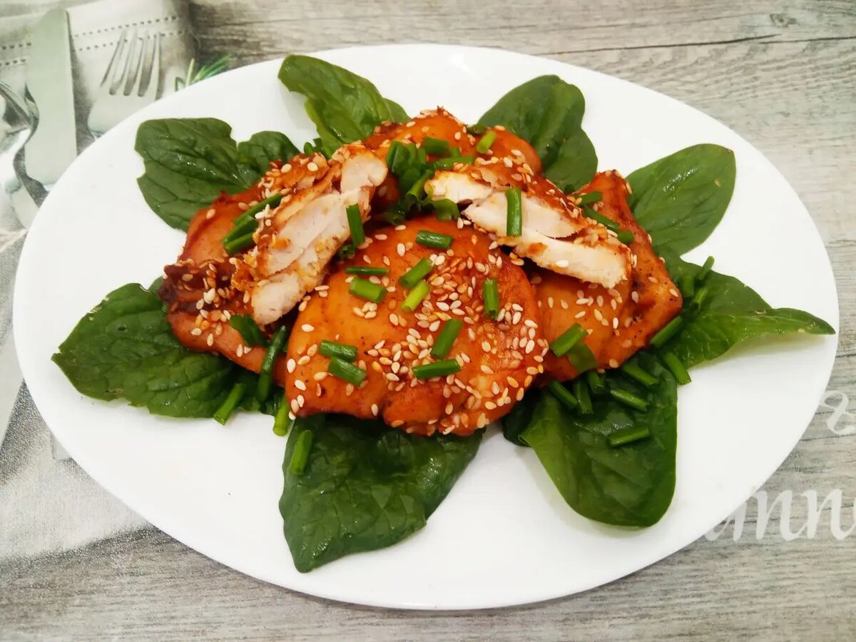 Восхитительное куриное филе запеченное в соевом соусе с кунжутом
