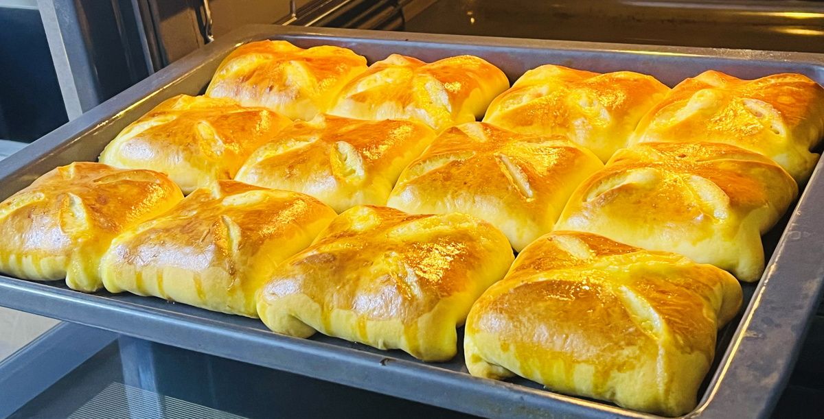 Получите удовольствие от выпечки: простой рецепт с мясной начинкой