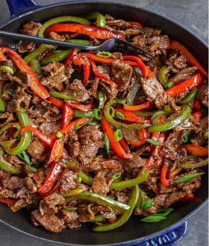 Кулинарный шедевр: мясо с болгарским перцем по-китайски