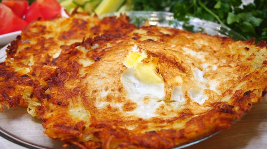 Сытный завтрак из картофеля и яиц: идеальный вариант на скорую руку