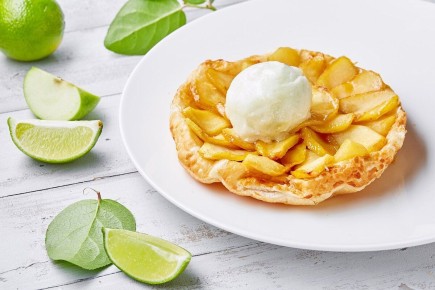 Волшебство яблочного тарта татен с мороженым