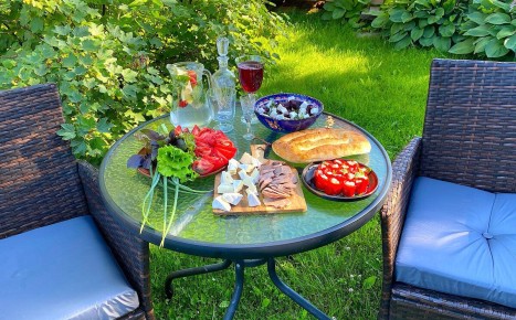 Летние вечера на природе: простые рецепты для приятного времяпрепровождения