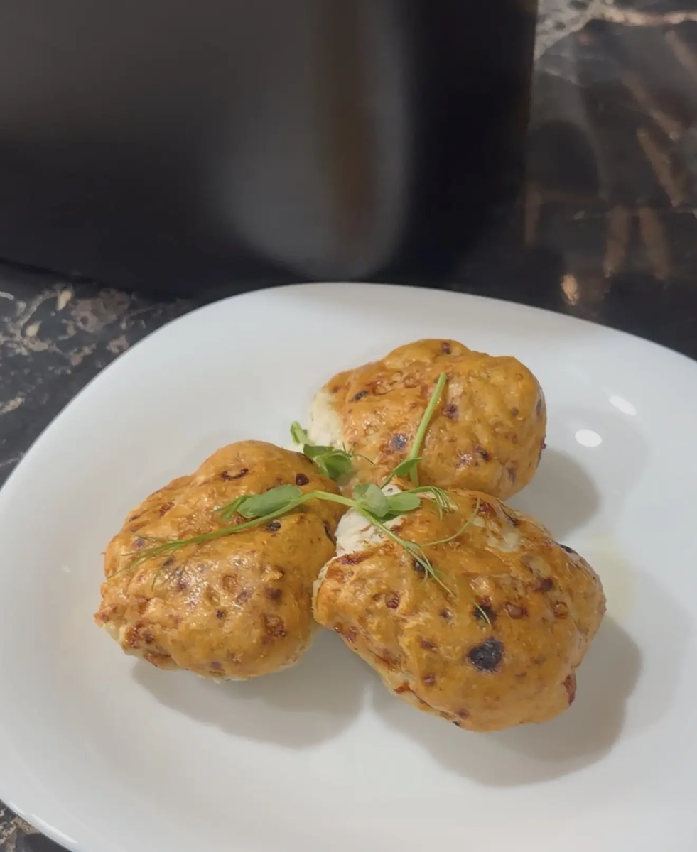 Сочные куриные котлеты из аэрогриля: секреты приготовления