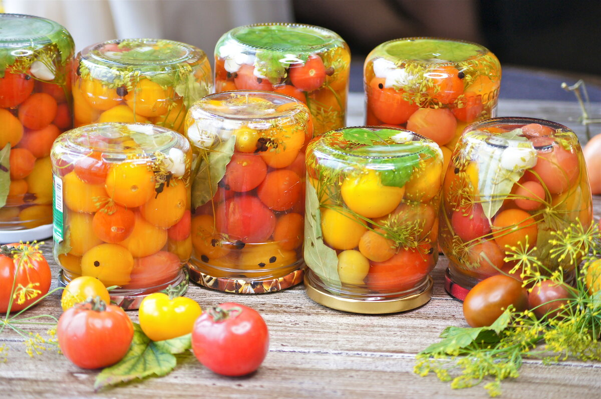 Как приготовить идеальные маринованные помидоры: секреты и рецепт