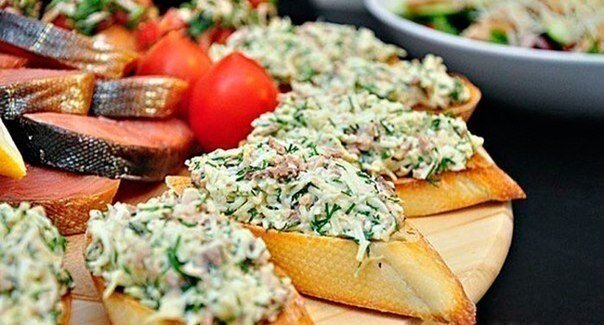 Вкуснейшие бутерброды с печенью трески: идеальный перекус на столе