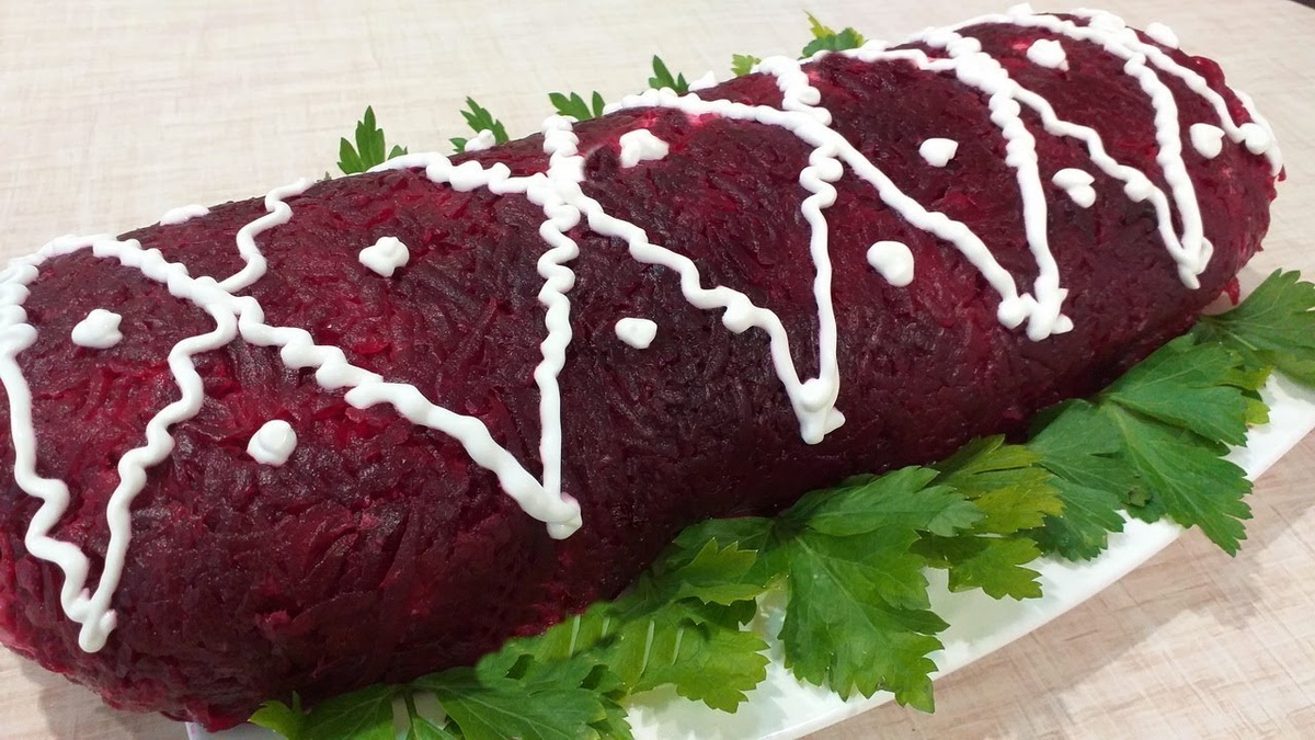 Новый взгляд на классический салат на Новый год