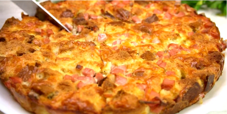 Как трансформировать хлеб в сытный пирог: простой и быстрый рецепт