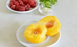 Создайте шедевр: десерт «Персик Мельба»