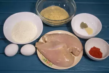 Наггетсы за двадцать минут: как приготовить хрустящую закуску дома