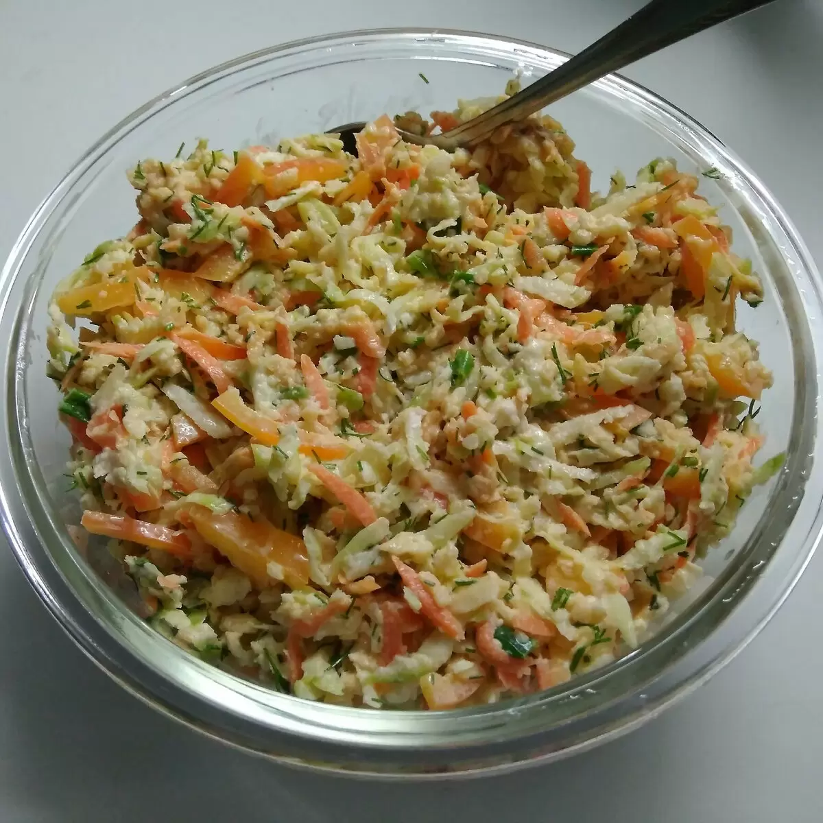 Вкусный и полезный салат из зелёной редьки