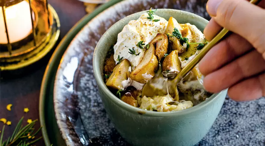 Изысканное жюльен-капучино: белые грибы в сливочном соусе