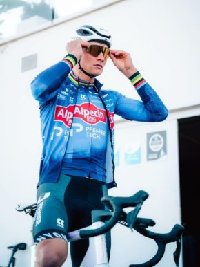 ��� ��� ��� �������� ����� �� Omloop Het Nieuwsblad