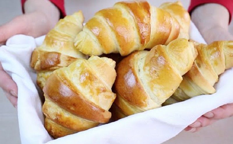 Десертные круассаны с медом: как классика превращается в удивительный вкус