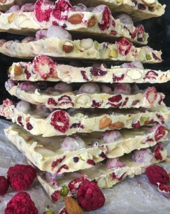 Вкусное время: буфет на Мосвинтаже в День всех влюбленных